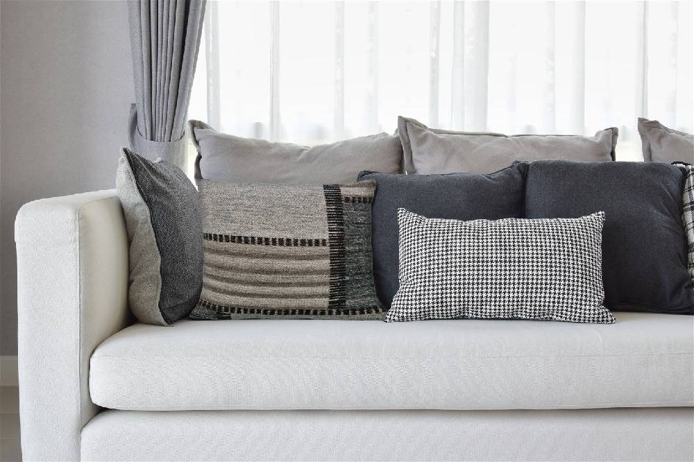 Kayoom Phoenix Pillow 112 Bestseller