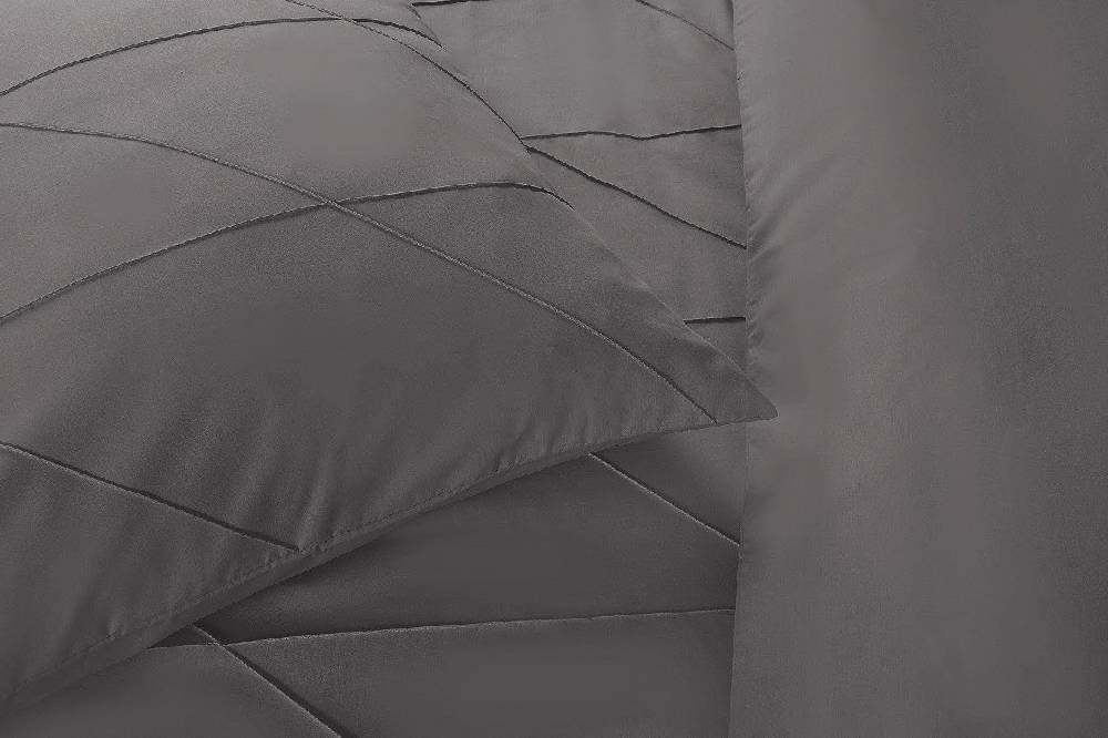 Kayoom Bettwäsche Lamia 125 Grau 155cm x 220cm Letzte 2 Tage