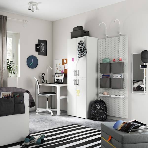 SMÅSTAD / PLATSA Kleiderschrank, weiß weiß/mit 2 Kleiderstangen, Große Rabatte