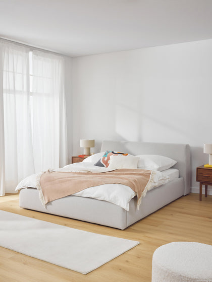 Westwing Collection Polsterbett Cloud mit Stauraum Online