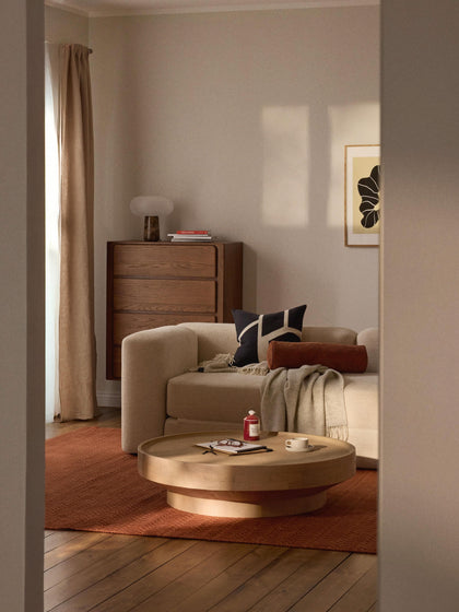 Westwing Collection Runder XL Couchtisch Benno aus Mangoholz Cyber Monday