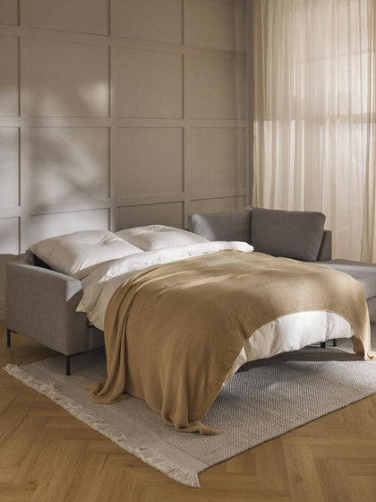 Westwing Collection Schlafsofa Luna (3-Sitzer) mit Matratze Schlussverkauf