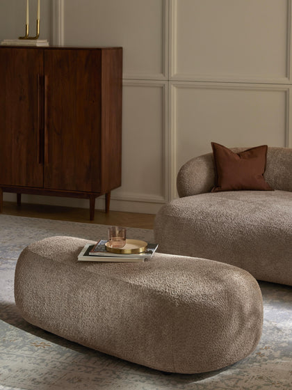 Westwing Collection XL-Hocker Alba aus Teddy-Bouclé Zeitlich begrenztes Angebot