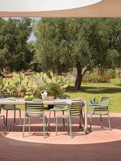 Westwing Collection Stapelbare Garten-Armlehnstühle Doga 2 Stück 50% Rabatt mit kostenlosem Versand