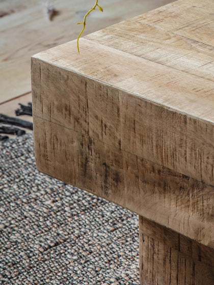 Westwing Collection Couchtisch Iowa aus Mangoholz Kostenlose Rückgabe