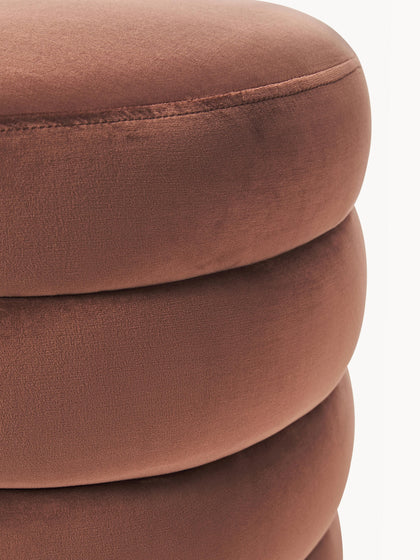Westwing Collection Samt-Polsterhocker Alto Flash Sale