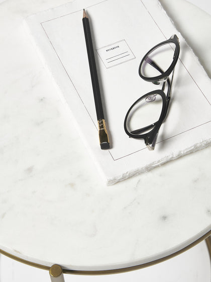 Westwing Collection Runder Marmor-Beistelltisch Ella Bis zu 50% Rabatt