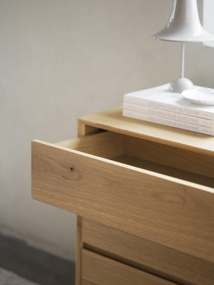 Westwing Collection Kommode Mackay aus Eichenholz Bis zu 55% Rabatt