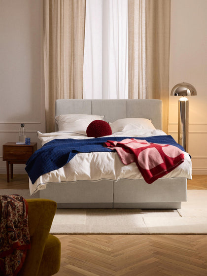Westwing Collection Boxspringbett Oberon mit Stauraum Nur noch ein Tag übrig